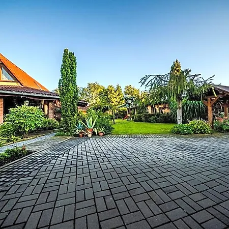 Villafilippa Bed & Breakfast
